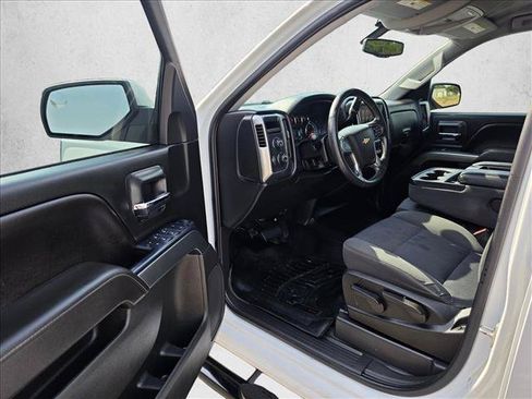 Used 2017 Chevrolet Silverado 1500 LT AWD/4WD image 21