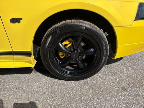 Used 2003 Ford Mustang GT RWD image 32