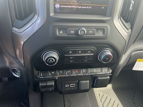 New 2026 Chevrolet Silverado 1500 Custom Trail Boss w/ LPO, Dark Essentials Package image 19