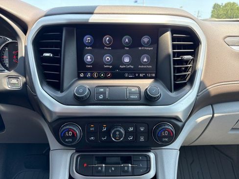 Used 2023 GMC Acadia SLT w/ Technology Package FWD image 24