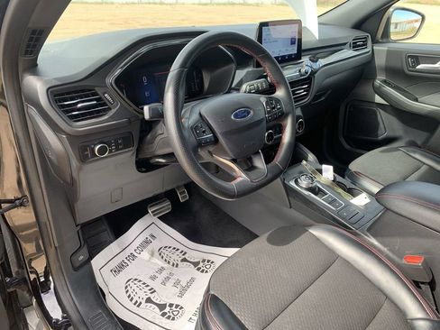 Used 2024 Ford Escape ST-Line image 7