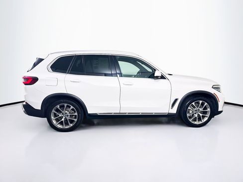 Used 2023 BMW X5 sDrive40i w/ Parking Assistance Package image 10