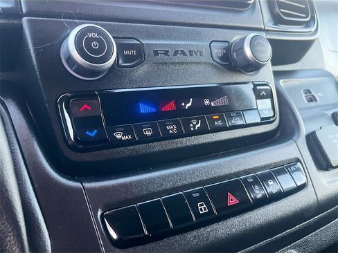 Used 2024 RAM ProMaster 2500 w/ Safety Group image 15