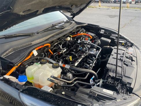 Used 2023 Ford Escape Platinum w/ Premium Technology Package image 29