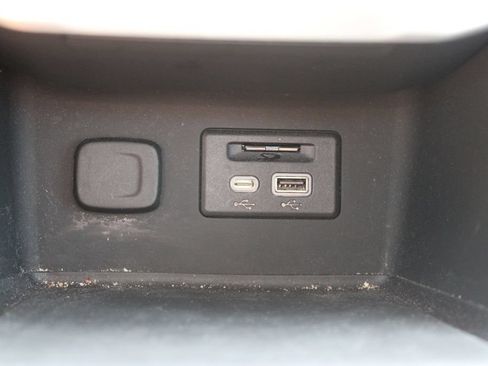 Used 2023 GMC Acadia SLT w/ Preferred Package FWD image 34