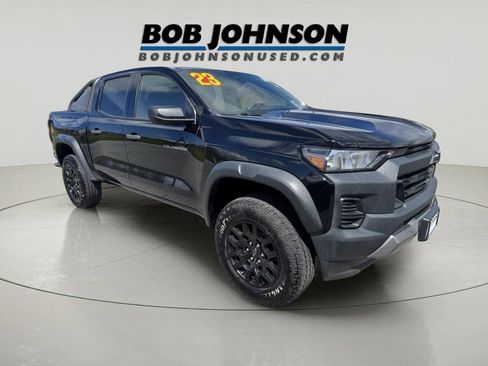 Used 2023 Chevrolet Colorado Trail Boss w/ Advanced Trailering Package AWD/4WD image 1