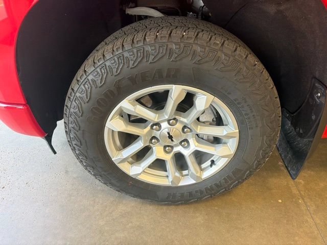 Used 2022 Chevrolet Silverado 1500 RST AWD/4WD image 10