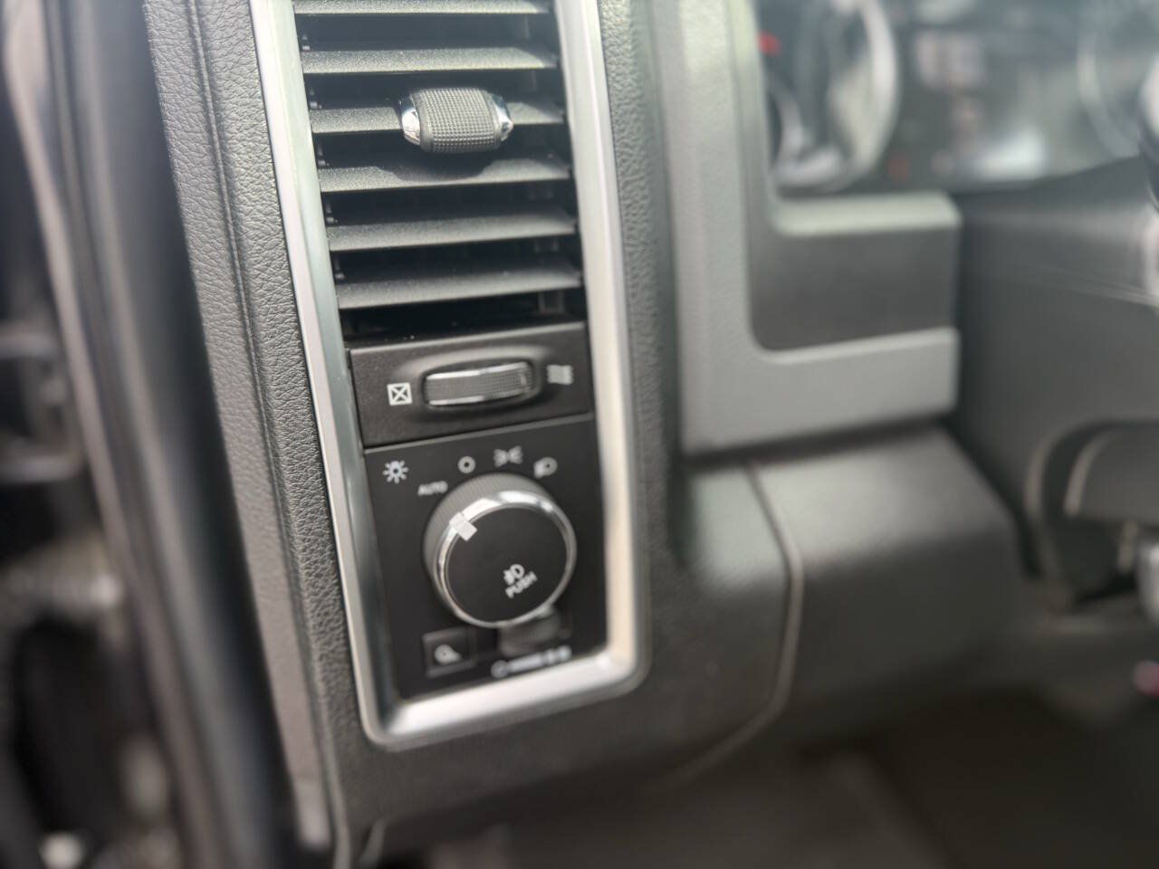 Used 2014 RAM 1500 Big Horn AWD/4WD image 24