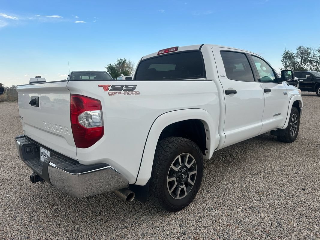 Used 2017 Toyota Tundra SR5 w/ SR5 Upgrade Package AWD/4WD image 11