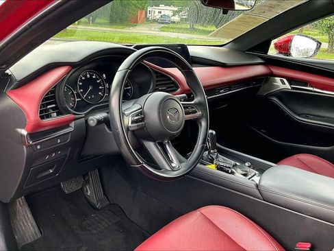 Used 2019 MAZDA MAZDA3 AWD Hatchback w/ Premium Pkg image 10