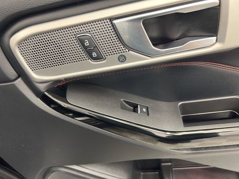 Used 2022 Ford Explorer ST-Line image 26