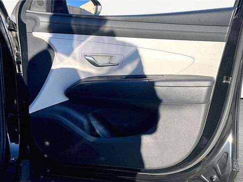 Certified 2025 Hyundai Tucson SEL image 24