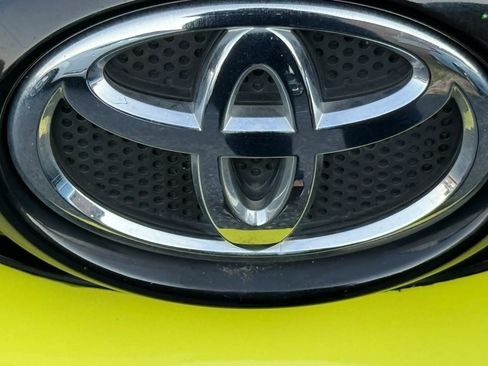 Used 2018 Toyota Corolla iM FWD image 42