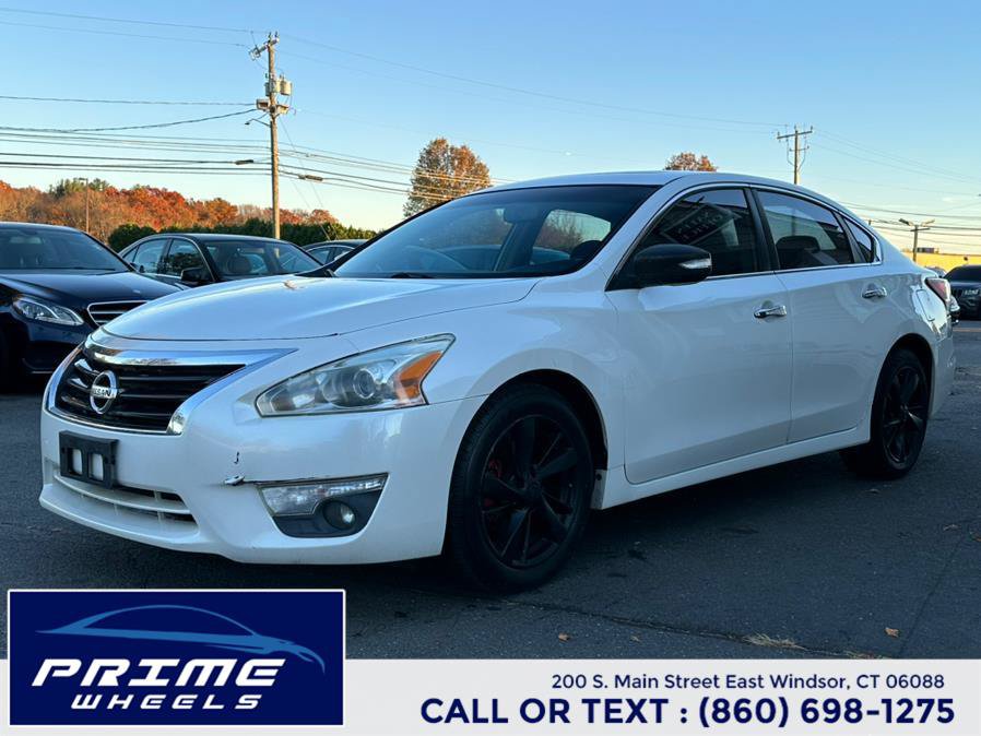 Used 2013 Nissan Altima 2.5 SV w/ 2.5SV Convenience Pkg FWD image 3