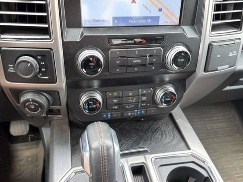 Used 2019 Ford F150 Platinum w/ Equipment Group 701A Luxury AWD/4WD image 29