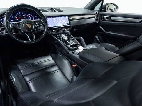Used 2020 Porsche Cayenne AWD/4WD image 20