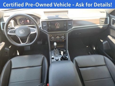 Certified 2023 Volkswagen Atlas SE w/ Panoramic Sunroof Package AWD/4WD image 4
