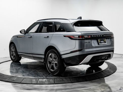 Used 2022 Land Rover Range Rover Velar R-Dynamic S image 8