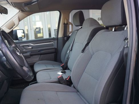 Used 2019 RAM 1500 Big Horn image 10