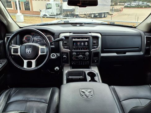 Used 2018 RAM 2500 Laramie w/ Sport Appearance Group image 10