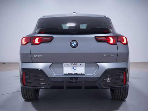 New 2027 BMW X2 xDrive28i w/ M Sport Package AWD/4WD image 5