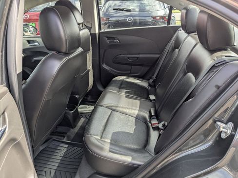 Used 2020 Chevrolet Sonic Premier FWD image 12