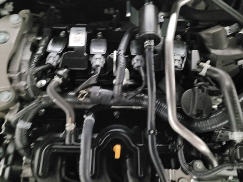 Used 2025 Nissan Sentra S FWD image 30