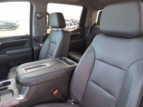 Used 2022 Chevrolet Silverado 1500 LTZ w/ LTZ Premium Package image 15