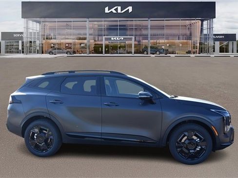 New 2026 Kia Sportage X-Line w/ X-Line Premium Package image 2