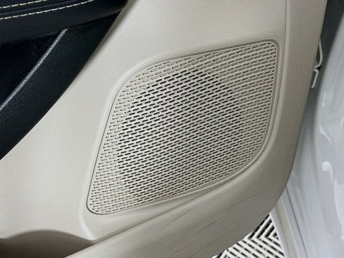 Certified 2023 Chrysler Voyager LX FWD image 27