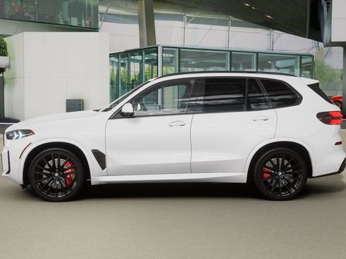 Used 2026 BMW X5 M60i image 31