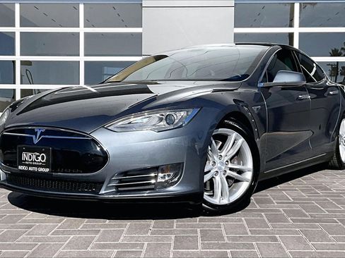 Used 2013 Tesla Model S image 1