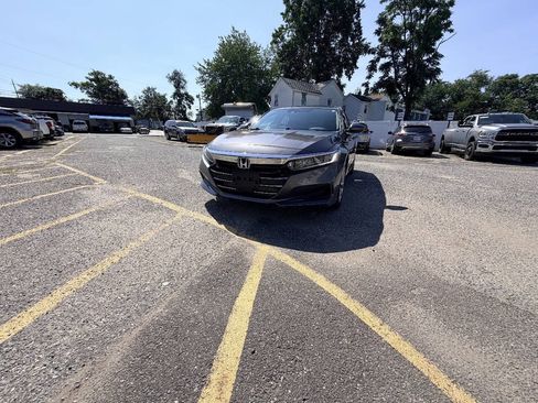 Used 2022 Honda Accord LX image 2
