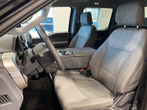 Used 2022 Ford F150 XLT image 11
