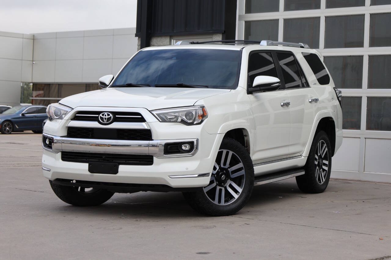 Used 2022 Toyota 4Runner Limited AWD/4WD image 3