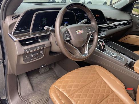 Used 2021 Cadillac Escalade Sport w/ Driver Assist Tech Package AWD/4WD image 8