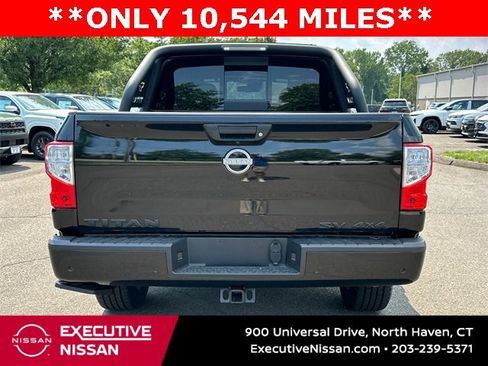 Certified 2024 Nissan Titan SV w/ SV Bronze Edition Package image 3