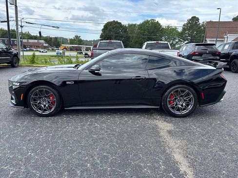 Used 2024 Ford Mustang GT Premium w/ GT Performance Package RWD image 4