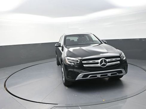 Used 2021 Mercedes-Benz GLC 300 4MATIC image 39