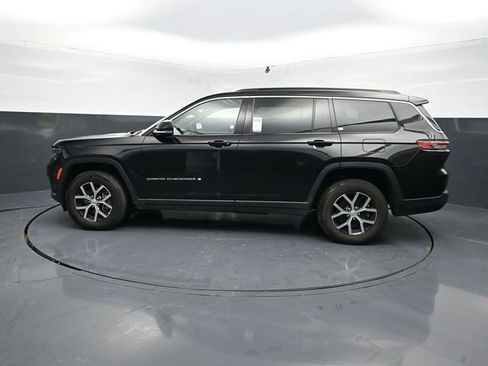 Used 2024 Jeep Grand Cherokee L Limited w/ Luxury Tech Group II image 5