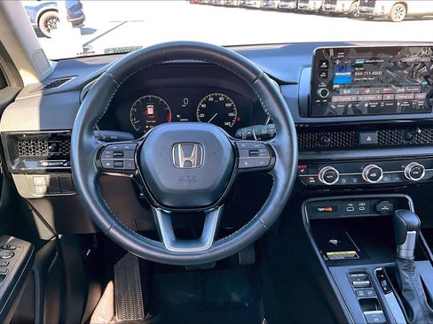 Used 2024 Honda CR-V EX-L image 5