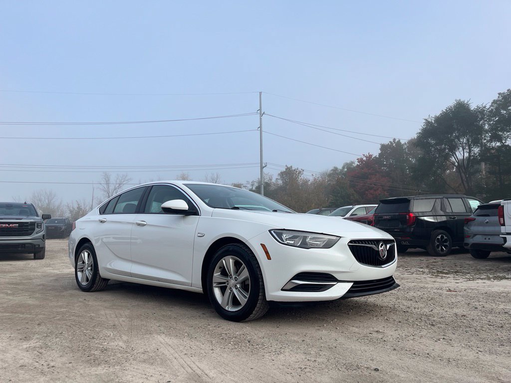 Used 2018 Buick Regal Preferred FWD image 7