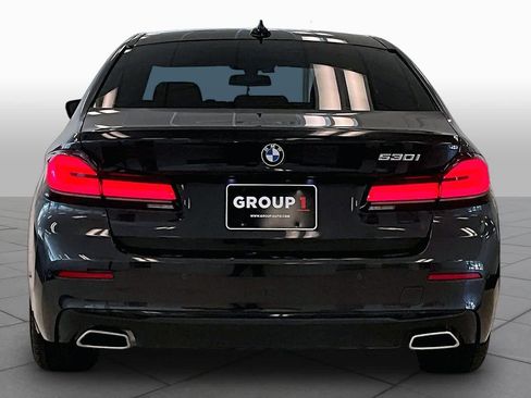 Used 2023 BMW 530i w/ Premium Package RWD image 4