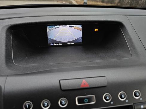 Used 2014 Honda CR-V LX image 11