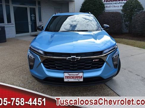 New 2026 Chevrolet Trax RS w/ Sunroof Package image 4