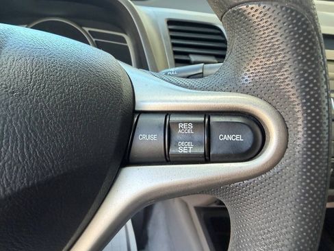 Used 2010 Honda Civic LX image 22
