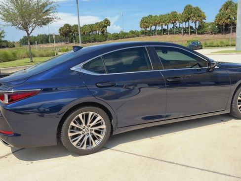 Used 2020 Lexus ES 350 w/ Accessory Package 2 FWD image 9