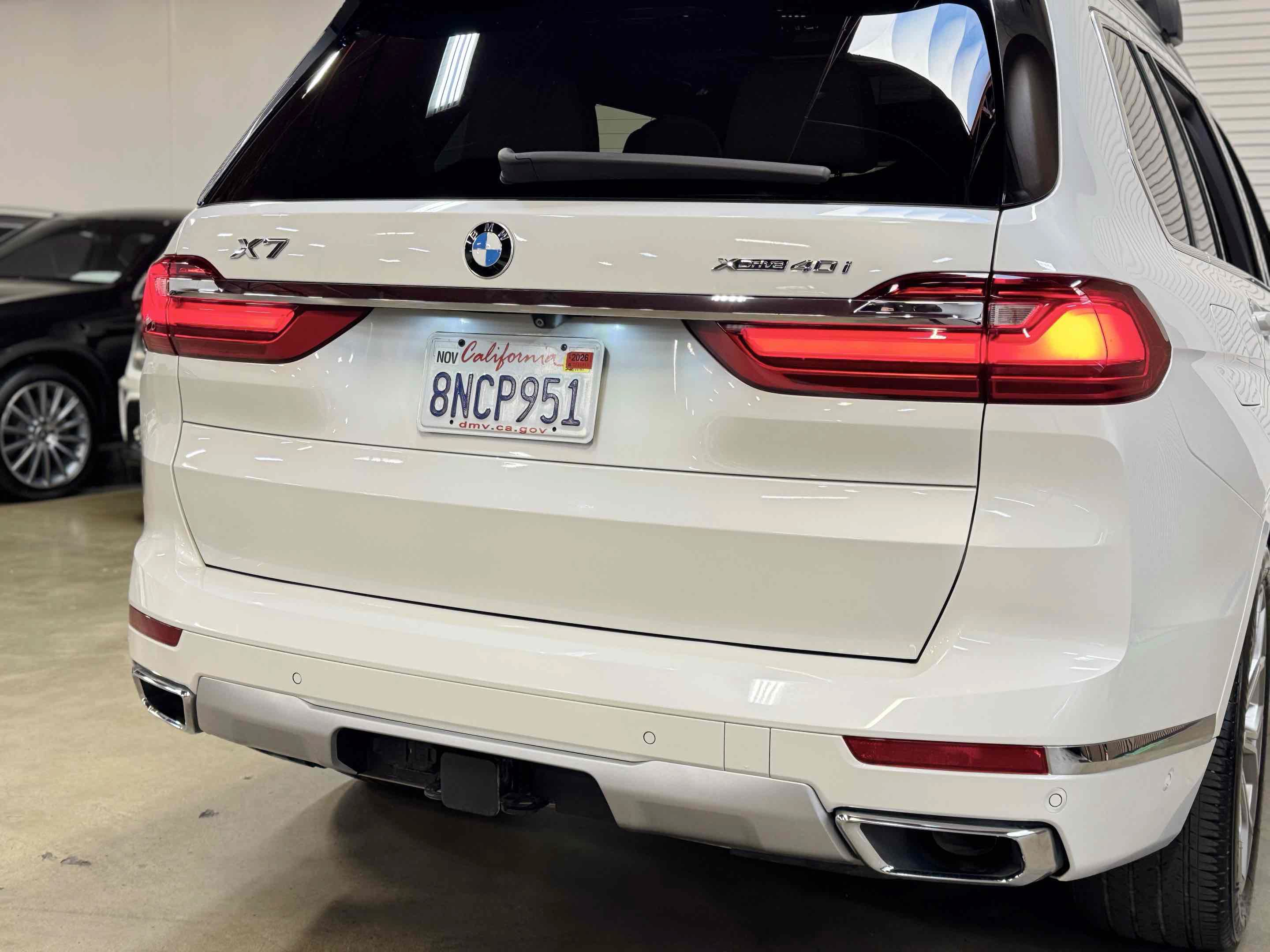 Used 2020 BMW X7 xDrive40i w/ Premium Package AWD/4WD image 29