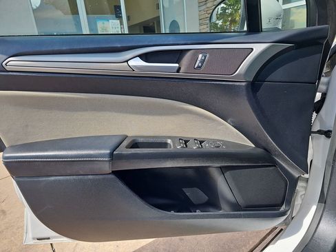 Used 2017 Ford Fusion S FWD image 26