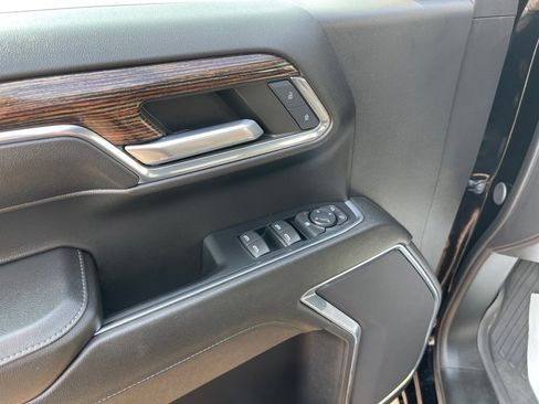 Used 2024 GMC Sierra 1500 Elevation image 20
